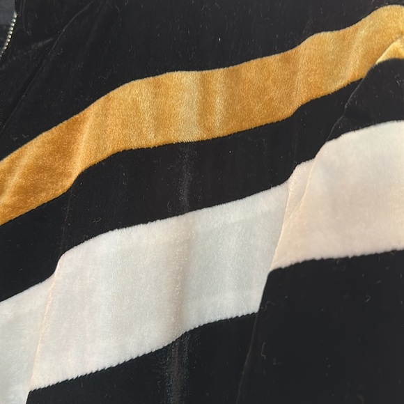 Don’t wear anyone - Picture 4 of 5